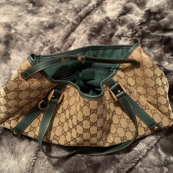 Gucci Bag - Picture 2 of 5